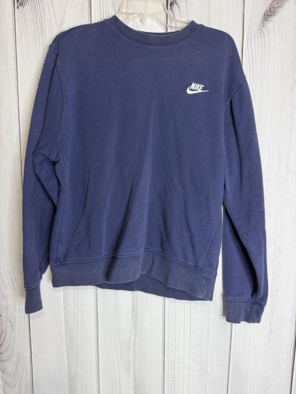 Nike Sweatshirt Mens Medium Navy Blue Pullover Knit Crewneck Swoosh Logo Front